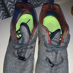 Nike X Pendleton Roshes